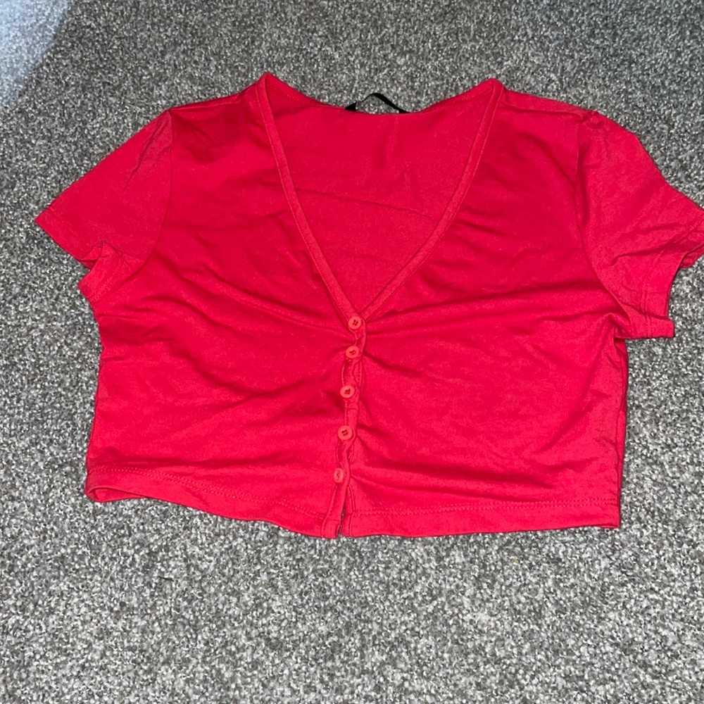 Button front crop top !!